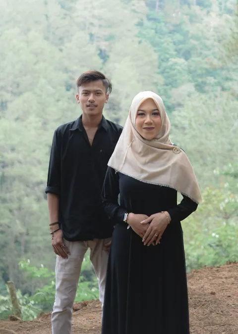 Foto sampul undangan Ajid & Adinda