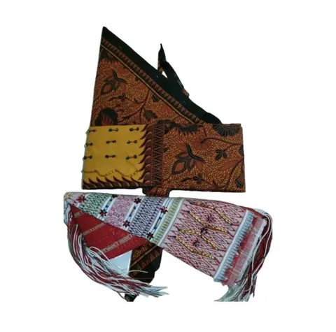 Foto sampul undangan Op Inang Timothy & Op Doli Timothy