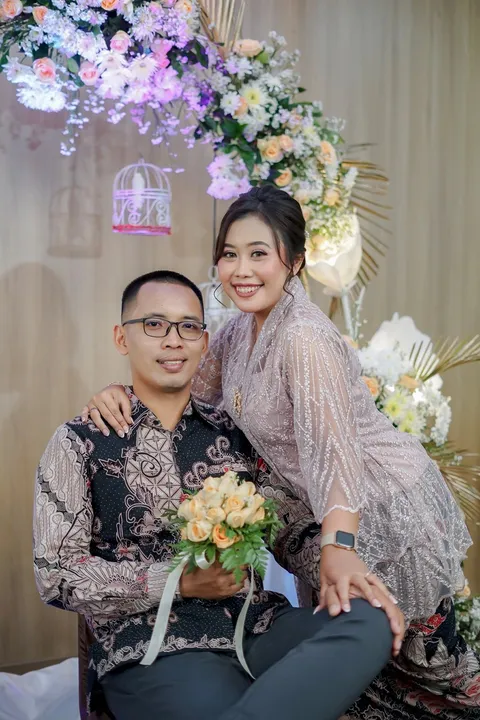 Foto sampul undangan Febri & Dani