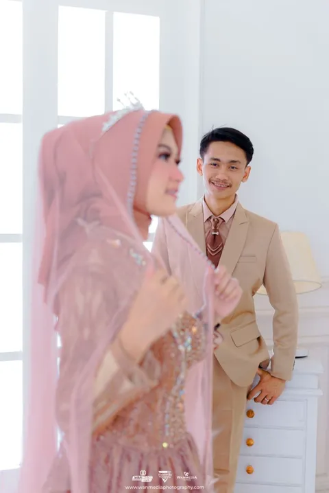 Foto sampul undangan Diana & Nury