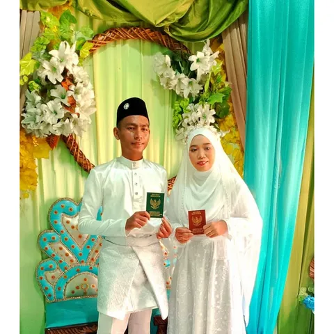 Foto sampul undangan Umi & Rahman
