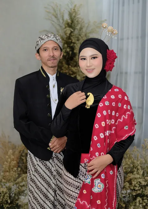 Foto sampul undangan Ragil & Wulan
