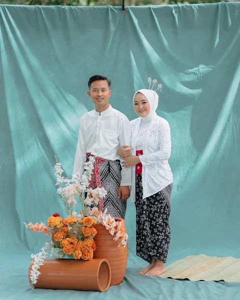 Foto sampul undangan Rahma & Tizar