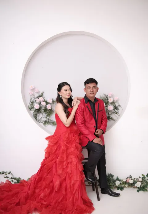 Foto sampul undangan Dominika & Grafly