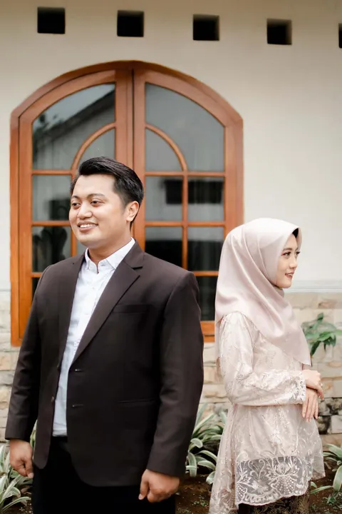 Foto sampul undangan Farah & Irsya