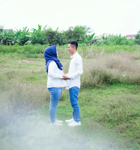 Foto sampul undangan Zoffi & Maryam
