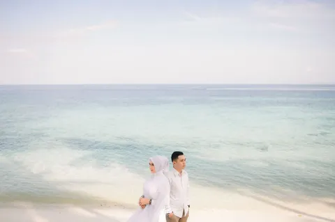 Foto sampul undangan Rian & Fia