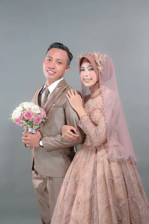Foto sampul undangan Day & Our