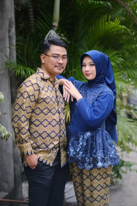 Foto sampul undangan Carina & Aidil