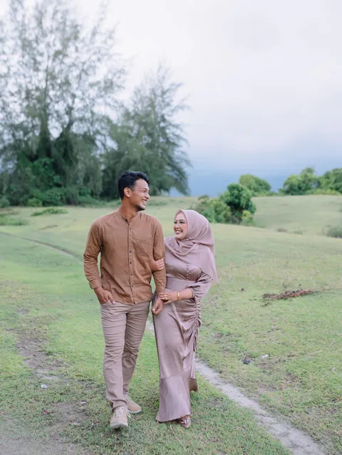 Foto sampul undangan Jaya & Nora