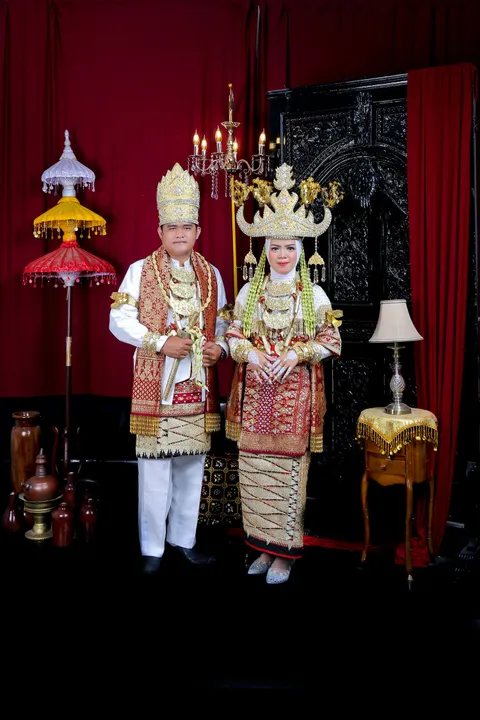 Foto sampul undangan Irma Sari, S. H & Anggi Sanjaya