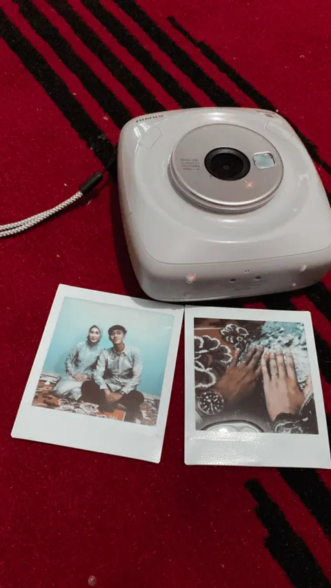 Foto sampul undangan Nia & Rivan