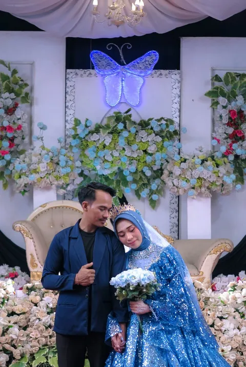 Foto sampul undangan Anisa & Achink