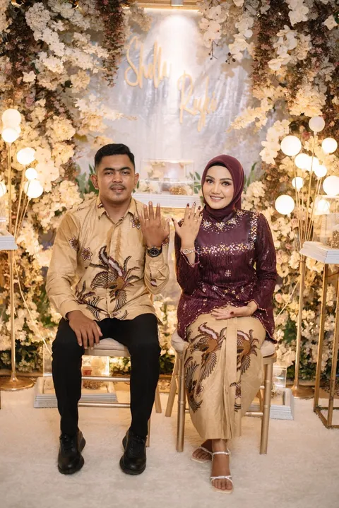 Foto sampul undangan Rezki & Shella
