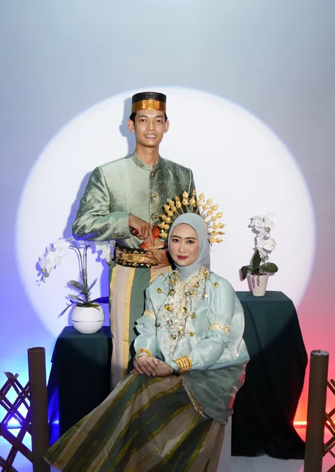 Foto sampul undangan Fawwaz & Putri