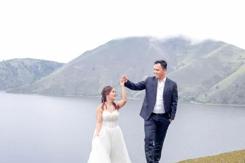 Foto sampul undangan Nelli & Ruli