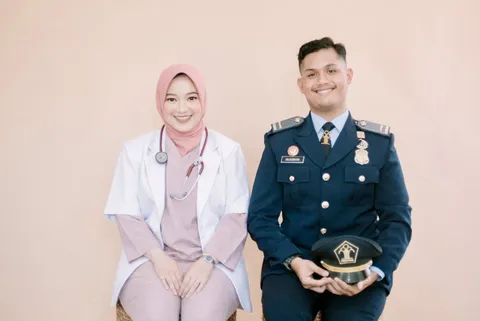 Foto sampul undangan Anjasmara & Fiora