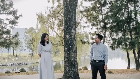 Foto sampul undangan Mei & Ramiston