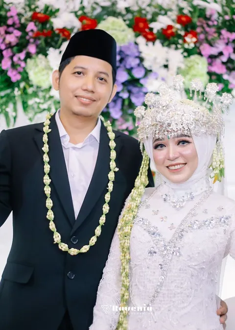 Foto sampul undangan Sitta & Jap