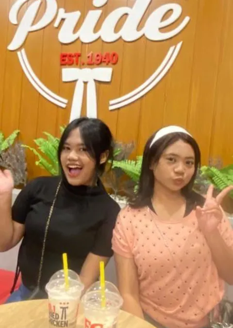 Foto sampul undangan Tasyakuran Pembeatan