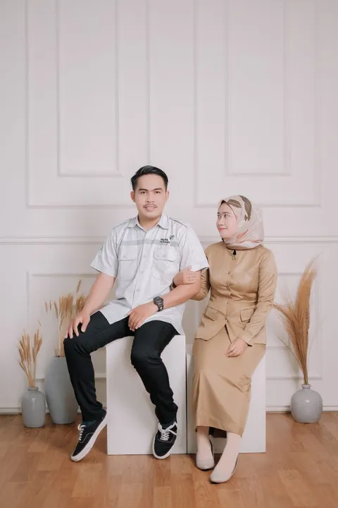 Foto sampul undangan Eri & Nurdin