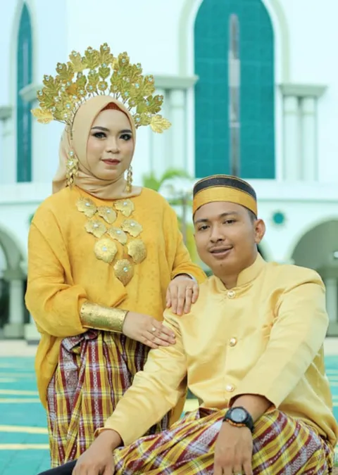 Foto sampul undangan Taufiq & Ida