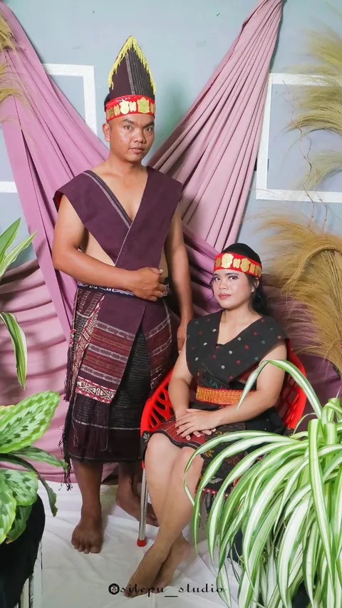 Foto sampul undangan Aris & Royana