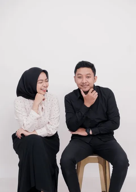 Foto sampul undangan Novi & Rafi