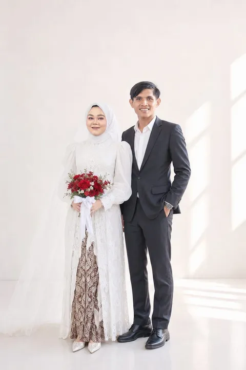 Foto sampul undangan Nazwa Al Zahra & Khaerul Mizan