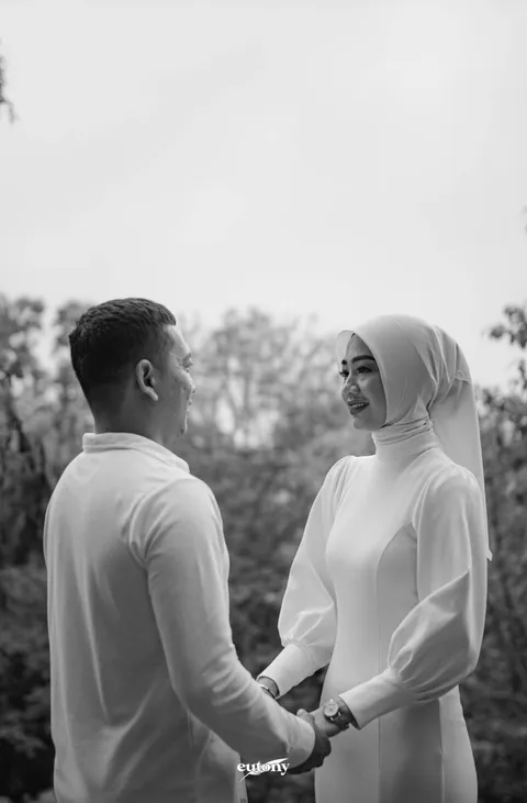 Foto sampul undangan Lita Rahmatilah & Asep Amsori