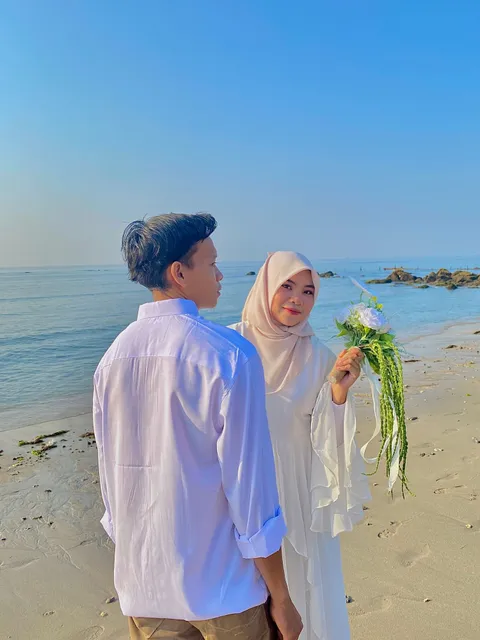 Foto sampul undangan Nadia & Rizal
