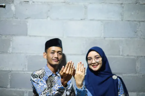 Foto sampul undangan Wahyu & Indah
