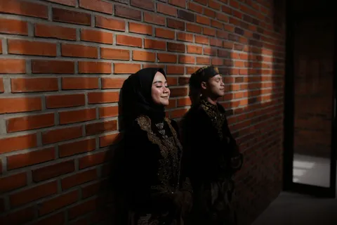 Foto sampul undangan Aples & Dinda