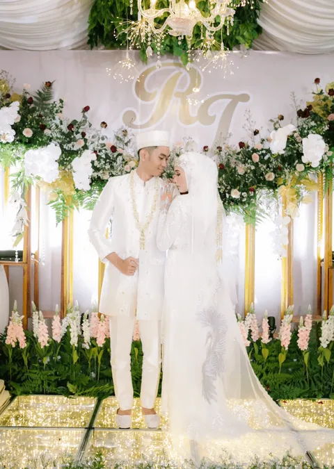 Foto sampul undangan Rita & Kamal