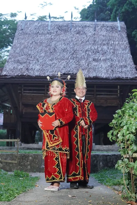 Foto sampul undangan Nias & Sozi
