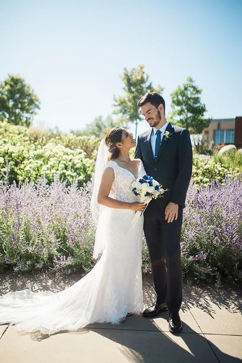 Foto sampul undangan Adam & Aya