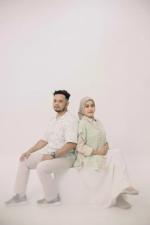 Foto sampul undangan Opiq & Wiwi