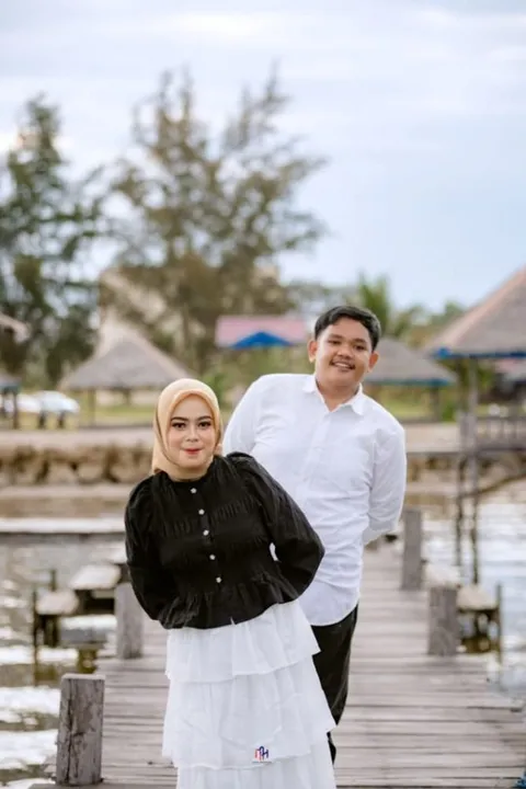 Foto sampul undangan Ririn & Saldi