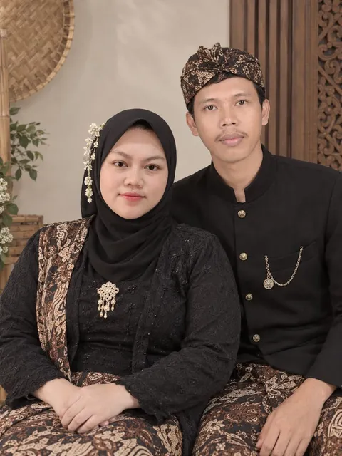Foto sampul undangan Cici & Saiful
