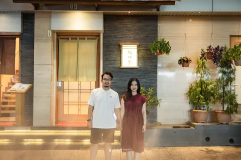 Foto sampul undangan Winggo & Clara