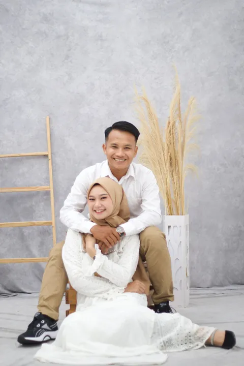 Foto sampul undangan Sandy & Wulan