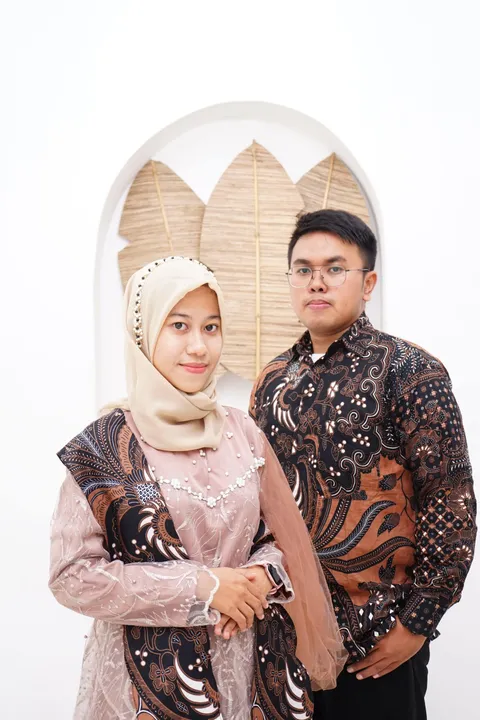 Foto sampul undangan Budi & Putri