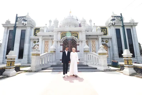 Foto sampul undangan Dhani & Siti
