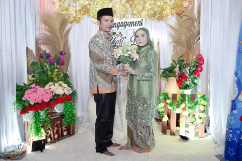 Foto sampul undangan Dedi & Yuni