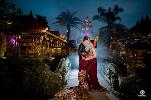 Foto sampul undangan Devy & Degus