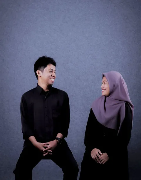 Foto sampul undangan Dhanu & Asmira