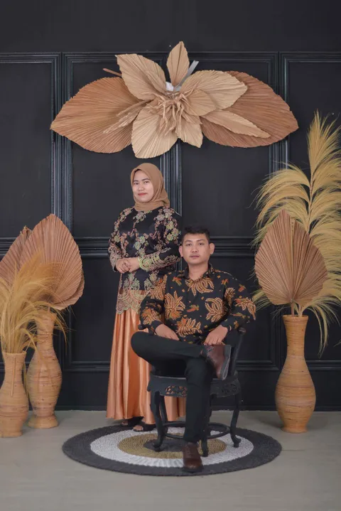 Foto sampul undangan Alman & Okta