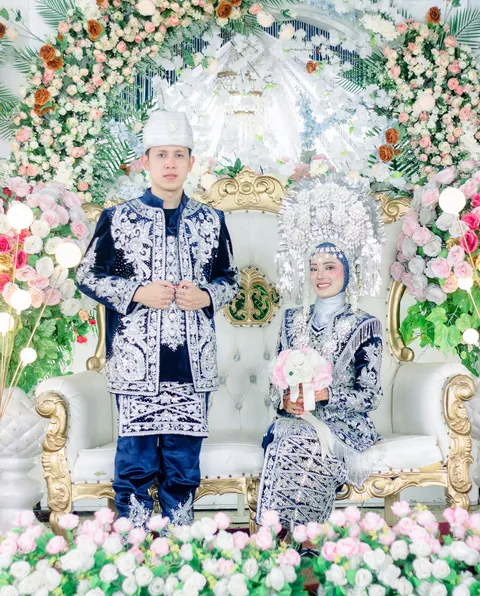 Foto sampul undangan Indah & Jokhri