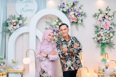 Foto sampul undangan Halimah & Azmi