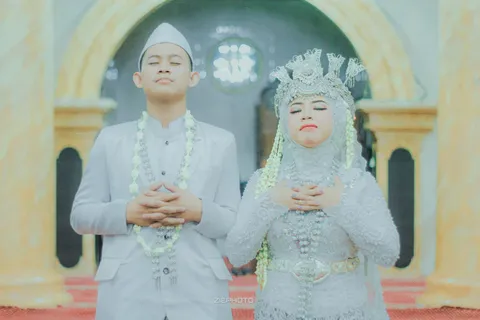 Foto sampul undangan Nurul & Dede
